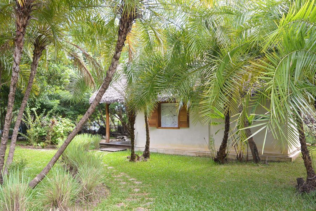 Coco Komba Lodge Nosy Komba Номер фото